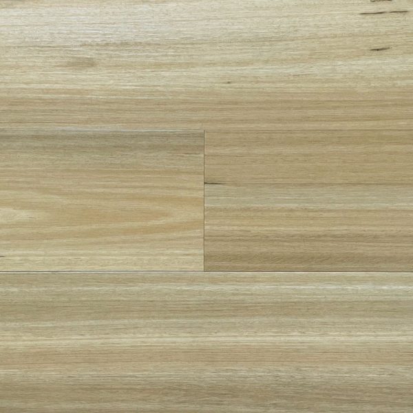 Image of a a close-up of a Hybrid Premium Vinyl Planks ‘Blackbutt’ wood floor